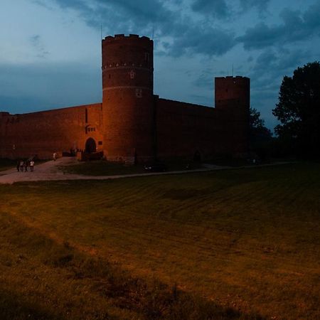 Qbatura Cafe & Hotel Ciechanów Eksteriør bilde